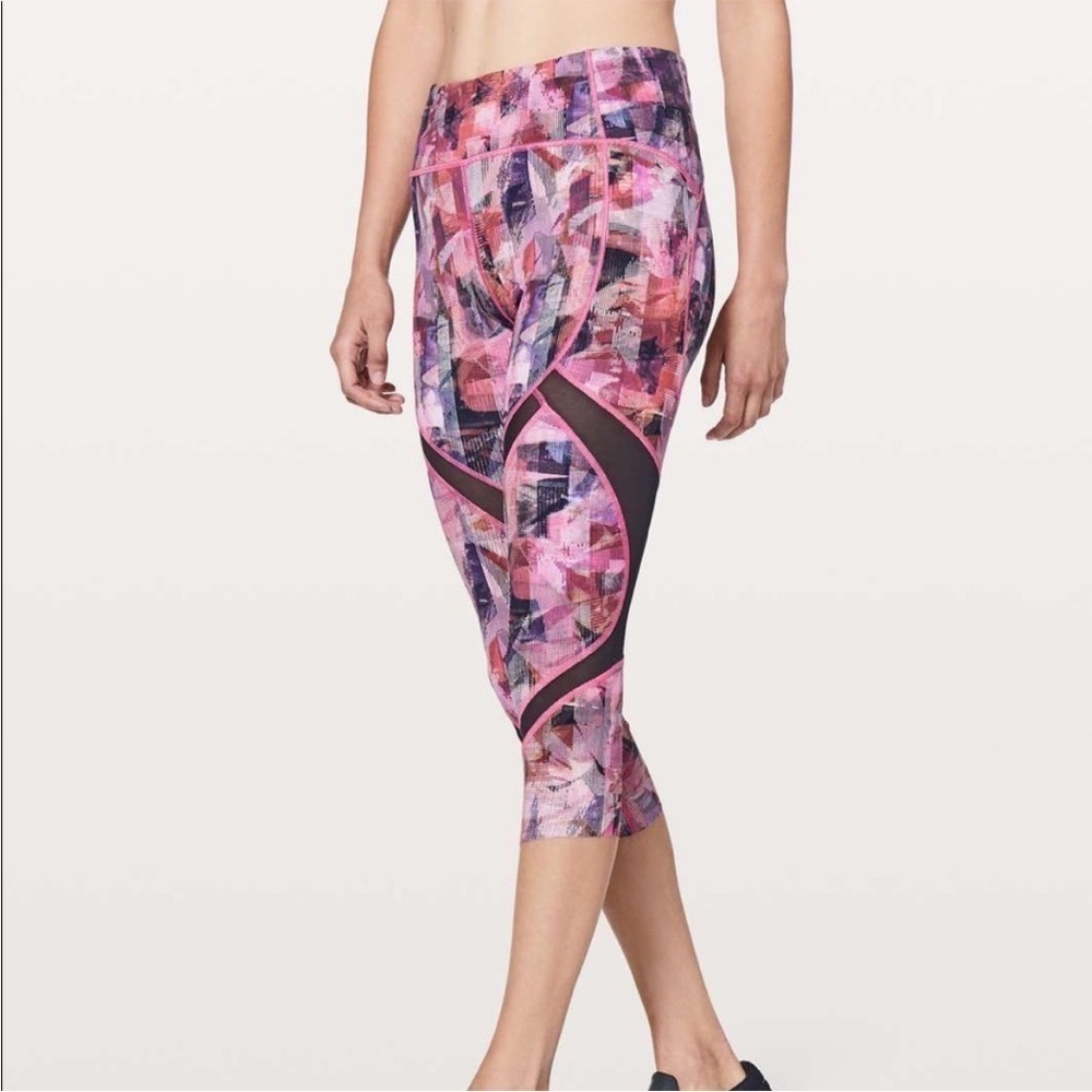 Lululemon On Pace Crop *21" Sun Dazed Multi Pink Black Sz 4